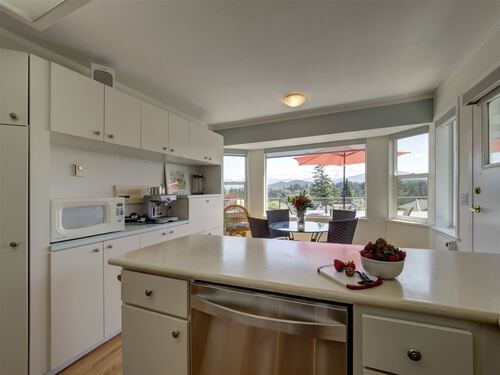 808-bayview-heights-road-gibsons-area-sunshine-coast-12 at 808 Bayview Heights Road, Gibsons & Area, Sunshine Coast 808-bayview-heights-road-gibsons-area-sunshine-coast-12 at 808 Bayview Heights Road, Gibsons & Area, Sunshine Coast