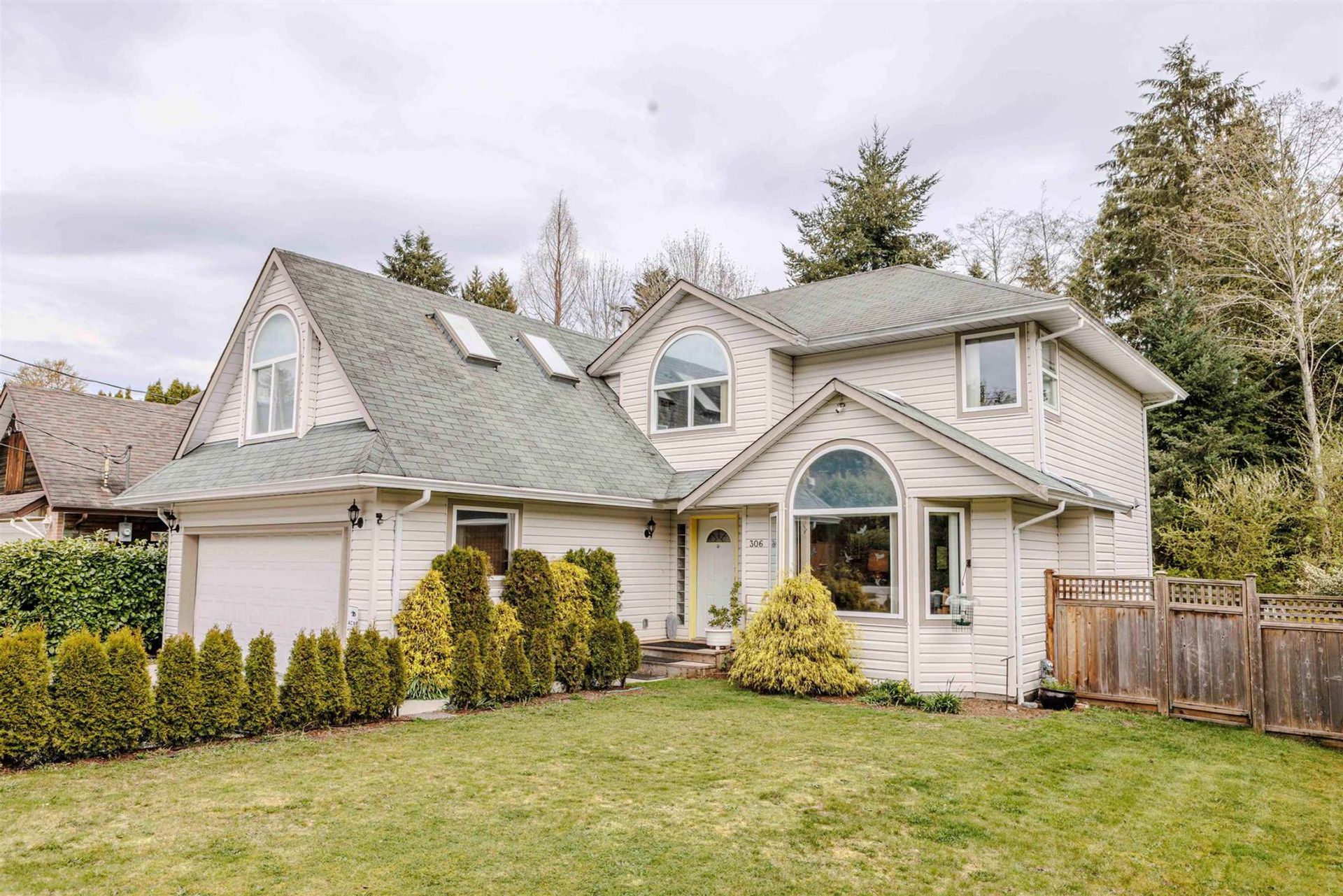 306 Cochrane Road, Gibsons & Area, Sunshine Coast  by Krista Dempster PREC* - Sunshine Coast Real Estate 306 Cochrane Road, Gibsons & Area, Sunshine Coast
