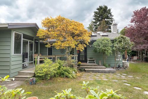 5796-medusa-street-sechelt-district-sunshine-coast-20 at 5796 Medusa Street, Sechelt District, Sunshine Coast 5796-medusa-street-sechelt-district-sunshine-coast-20 at 5796 Medusa Street, Sechelt District, Sunshine Coast