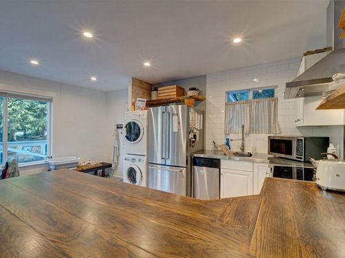 5671-upland-road-sechelt-district-sunshine-coast-09 at 5671 Upland Road, Sechelt District, Sunshine Coast