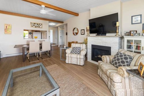 544-eaglecrest-drive-gibsons-area-sunshine-coast-18 at 544 Eaglecrest Drive, Gibsons & Area, Sunshine Coast
