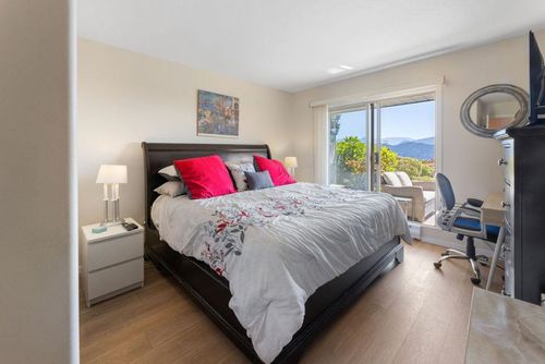 544-eaglecrest-drive-gibsons-area-sunshine-coast-23 at 544 Eaglecrest Drive, Gibsons & Area, Sunshine Coast