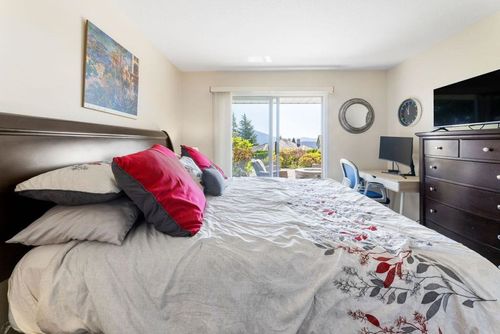 544-eaglecrest-drive-gibsons-area-sunshine-coast-25 at 544 Eaglecrest Drive, Gibsons & Area, Sunshine Coast