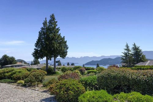 544-eaglecrest-drive-gibsons-area-sunshine-coast-32 at 544 Eaglecrest Drive, Gibsons & Area, Sunshine Coast