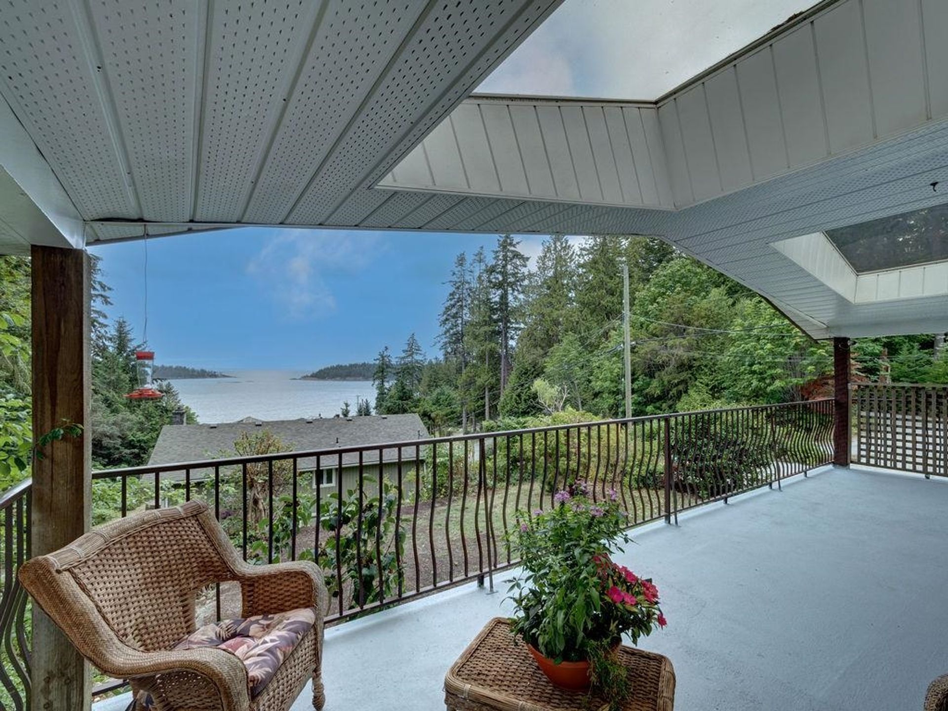5446 Wakefield Road, Sechelt District, Sunshine Coast  by Krista Dempster PREC* - Sunshine Coast Real Estate 5446 Wakefield Road, Sechelt District, Sunshine Coast