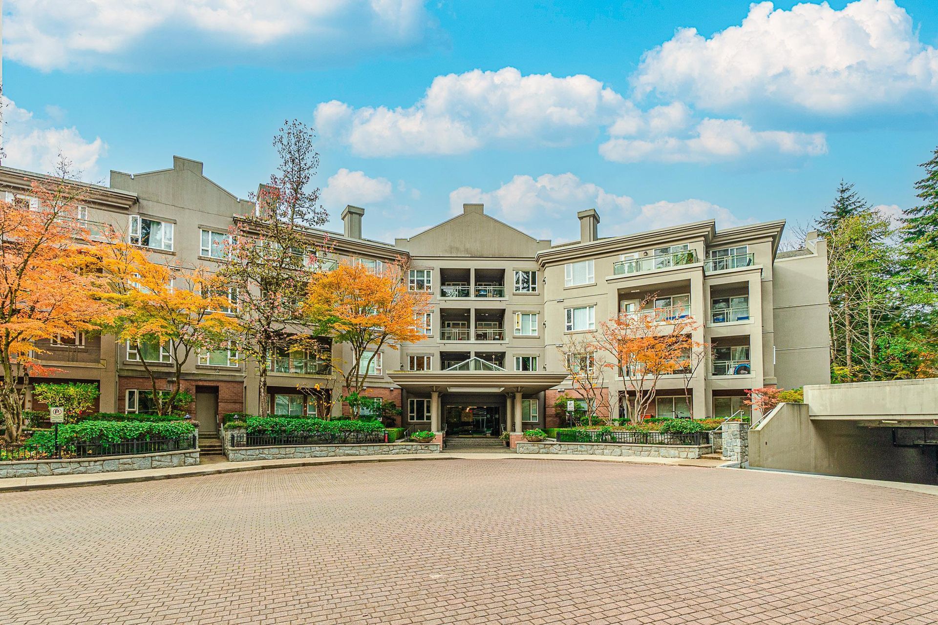 205 - 5683 Hampton Place, University VW, Vancouver West  by Krista Dempster PREC* - Sunshine Coast Real Estate 205 - 5683 Hampton Place, University VW, Vancouver West