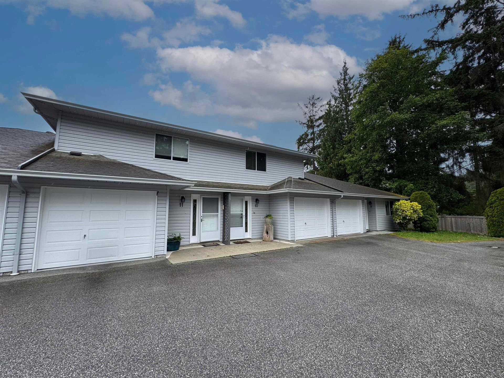 10 - 5706 Ebbtide Street, Sechelt District, Sunshine Coast  by Krista Dempster PREC* - Sunshine Coast Real Estate 10 - 5706 Ebbtide Street, Sechelt District, Sunshine Coast
