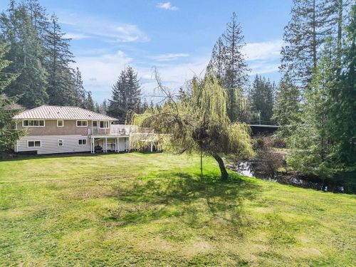 593-veterans-road-gibsons-area-sunshine-coast-30 at 593 Veterans Road, Gibsons & Area, Sunshine Coast 593-veterans-road-gibsons-area-sunshine-coast-30 at 593 Veterans Road, Gibsons & Area, Sunshine Coast