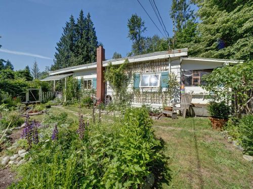 947-north-road-gibsons-area-sunshine-coast-24 at 947 North Road, Gibsons & Area, Sunshine Coast