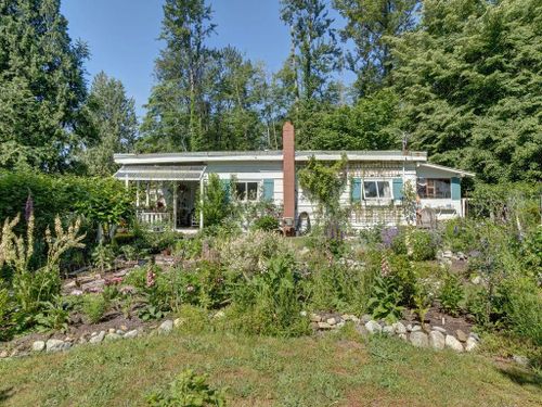 947-north-road-gibsons-area-sunshine-coast-27 at 947 North Road, Gibsons & Area, Sunshine Coast