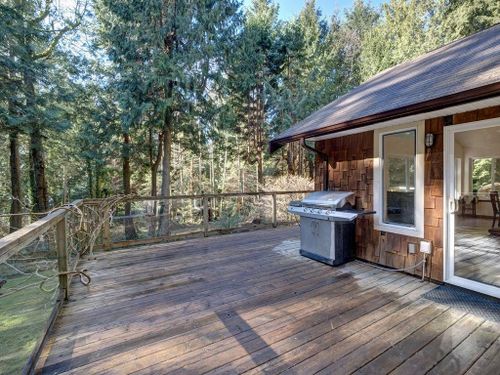 1028-blackburn-road-roberts-creek-sunshine-coast-27 at 1028 Blackburn Road, Roberts Creek, Sunshine Coast
