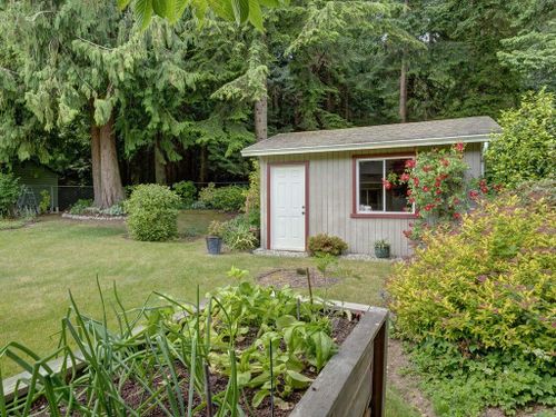 593-oceanview-drive-gibsons-area-sunshine-coast-11 at 593 Oceanview Drive, Gibsons & Area, Sunshine Coast 593-oceanview-drive-gibsons-area-sunshine-coast-11 at 593 Oceanview Drive, Gibsons & Area, Sunshine Coast