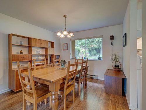 593-oceanview-drive-gibsons-area-sunshine-coast-21 at 593 Oceanview Drive, Gibsons & Area, Sunshine Coast