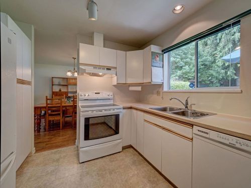 593-oceanview-drive-gibsons-area-sunshine-coast-26 at 593 Oceanview Drive, Gibsons & Area, Sunshine Coast 593-oceanview-drive-gibsons-area-sunshine-coast-26 at 593 Oceanview Drive, Gibsons & Area, Sunshine Coast