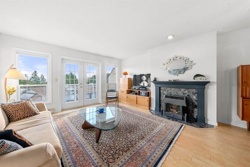 5768-marine-way-sechelt-district-sunshine-coast-04 at 10 - 5768 Marine Way, Sechelt District, Sunshine Coast