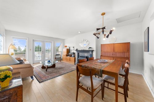 5768-marine-way-sechelt-district-sunshine-coast-05 at 10 - 5768 Marine Way, Sechelt District, Sunshine Coast