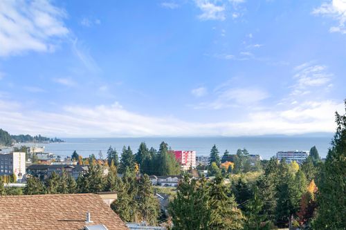 5768-marine-way-sechelt-district-sunshine-coast-23 at 10 - 5768 Marine Way, Sechelt District, Sunshine Coast