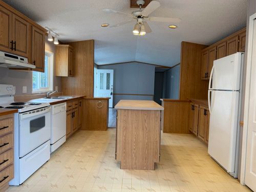 1413-sunshine-coast-highway-gibsons-area-sunshine-coast-12 at 96 - 1413 Sunshine Coast Highway, Gibsons & Area, Sunshine Coast