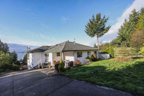 5174-radcliffe-road-sechelt-district-sunshine-coast-04 at 5174 Radcliffe Road, Sechelt District, Sunshine Coast