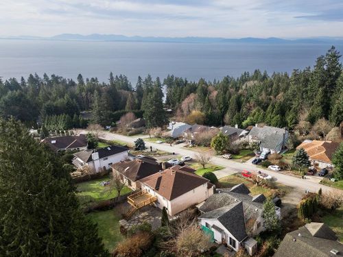 486-ocean-view-drive-gibsons-area-sunshine-coast-39 at 486 Ocean View Drive, Gibsons & Area, Sunshine Coast