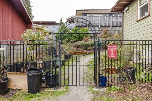 591-gibsons-way-gibsons-area-sunshine-coast-25 at 591 Gibsons Way, Gibsons & Area, Sunshine Coast