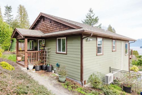 591-gibsons-way-gibsons-area-sunshine-coast-27 at 591 Gibsons Way, Gibsons & Area, Sunshine Coast