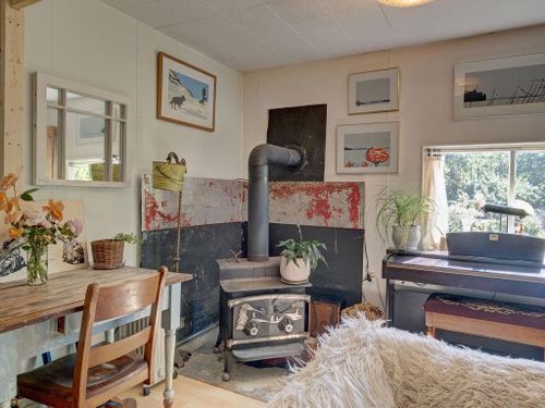 947-north-road-gibsons-area-sunshine-coast-05 at 947 North Road, Gibsons & Area, Sunshine Coast