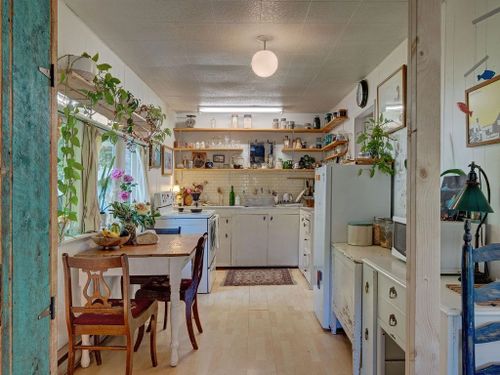 947-north-road-gibsons-area-sunshine-coast-12 at 947 North Road, Gibsons & Area, Sunshine Coast