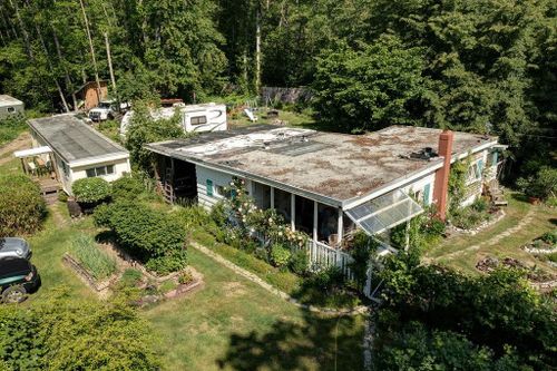 947-north-road-gibsons-area-sunshine-coast-37 at 947 North Road, Gibsons & Area, Sunshine Coast