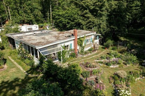 947-north-road-gibsons-area-sunshine-coast-38 at 947 North Road, Gibsons & Area, Sunshine Coast