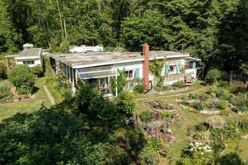 947-north-road-gibsons-area-sunshine-coast-39 at 947 North Road, Gibsons & Area, Sunshine Coast