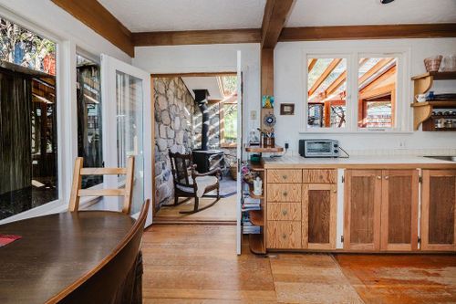 466-central-avenue-gibsons-area-sunshine-coast-07 at 466 Central Avenue, Gibsons & Area, Sunshine Coast