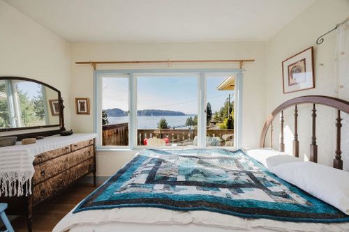 466-central-avenue-gibsons-area-sunshine-coast-15 at 466 Central Avenue, Gibsons & Area, Sunshine Coast