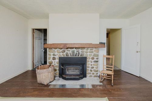 466-central-avenue-gibsons-area-sunshine-coast-21 at 466 Central Avenue, Gibsons & Area, Sunshine Coast