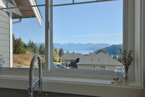 605-woodland-avenue-gibsons-area-sunshine-coast-10 at 605 Woodland Avenue, Gibsons & Area, Sunshine Coast