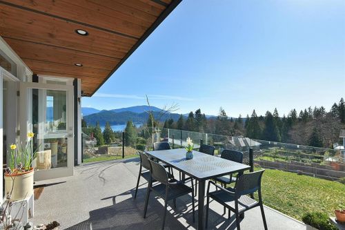 605-woodland-avenue-gibsons-area-sunshine-coast-12 at 605 Woodland Avenue, Gibsons & Area, Sunshine Coast
