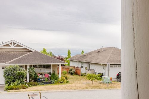 5687-emily-way-sechelt-district-sunshine-coast-30 at 5687 Emily Way, Sechelt District, Sunshine Coast