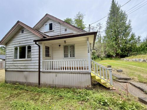 667-dougall-road-gibsons-area-sunshine-coast-03 at 667 Dougall Road, Gibsons & Area, Sunshine Coast