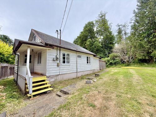 667-dougall-road-gibsons-area-sunshine-coast-04 at 667 Dougall Road, Gibsons & Area, Sunshine Coast