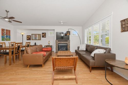 5636-cascade-crescent-sechelt-district-sunshine-coast-07 at 5636 Cascade Crescent, Sechelt District, Sunshine Coast