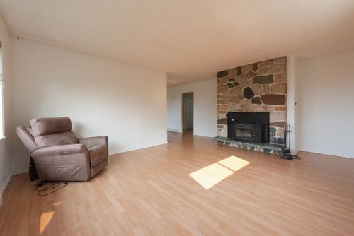 6504-meier-road-sechelt-district-sunshine-coast-05 at 6504 Meier Road, Sechelt District, Sunshine Coast
