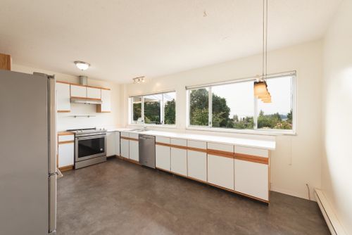 6504-meier-road-sechelt-district-sunshine-coast-09 at 6504 Meier Road, Sechelt District, Sunshine Coast
