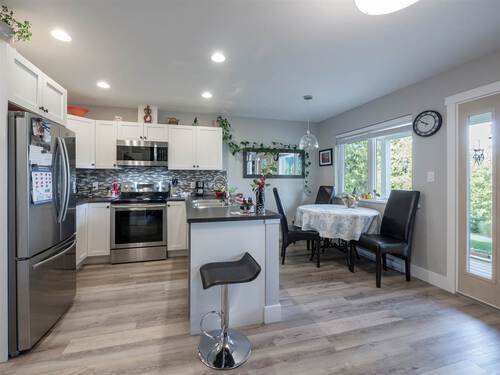 1460-north-road-gibsons-area-sunshine-coast-22 at 1460 North Road, Gibsons & Area, Sunshine Coast
