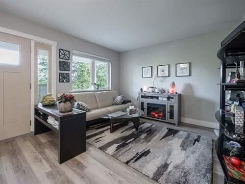 1460-north-road-gibsons-area-sunshine-coast-24 at 1460 North Road, Gibsons & Area, Sunshine Coast