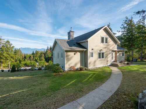 1460-north-road-gibsons-area-sunshine-coast-31 at 1460 North Road, Gibsons & Area, Sunshine Coast 1460-north-road-gibsons-area-sunshine-coast-31 at 1460 North Road, Gibsons & Area, Sunshine Coast