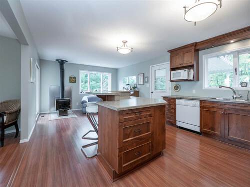 9212-regal-road-halfmn-bay-secret-cv-redroofs-sunshine-coast-10 at 9212 Regal Road, Halfmn Bay Secret Cv Redroofs, Sunshine Coast
