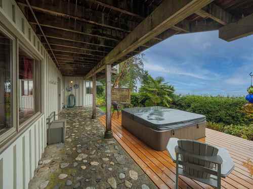 3427-beach-avenue-roberts-creek-sunshine-coast-11 at 3427 Beach Avenue, Roberts Creek, Sunshine Coast
