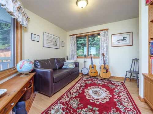 3427-beach-avenue-roberts-creek-sunshine-coast-16 at 3427 Beach Avenue, Roberts Creek, Sunshine Coast 3427-beach-avenue-roberts-creek-sunshine-coast-16 at 3427 Beach Avenue, Roberts Creek, Sunshine Coast