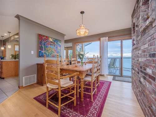 3427-beach-avenue-roberts-creek-sunshine-coast-18 at 3427 Beach Avenue, Roberts Creek, Sunshine Coast