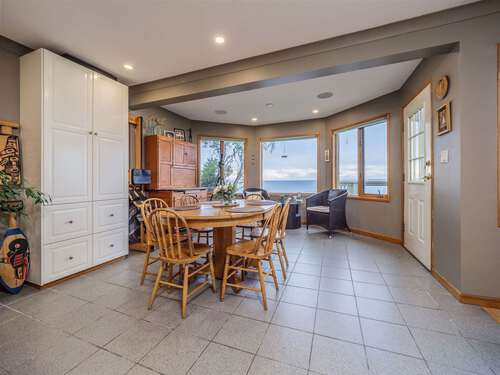 3427-beach-avenue-roberts-creek-sunshine-coast-21 at 3427 Beach Avenue, Roberts Creek, Sunshine Coast